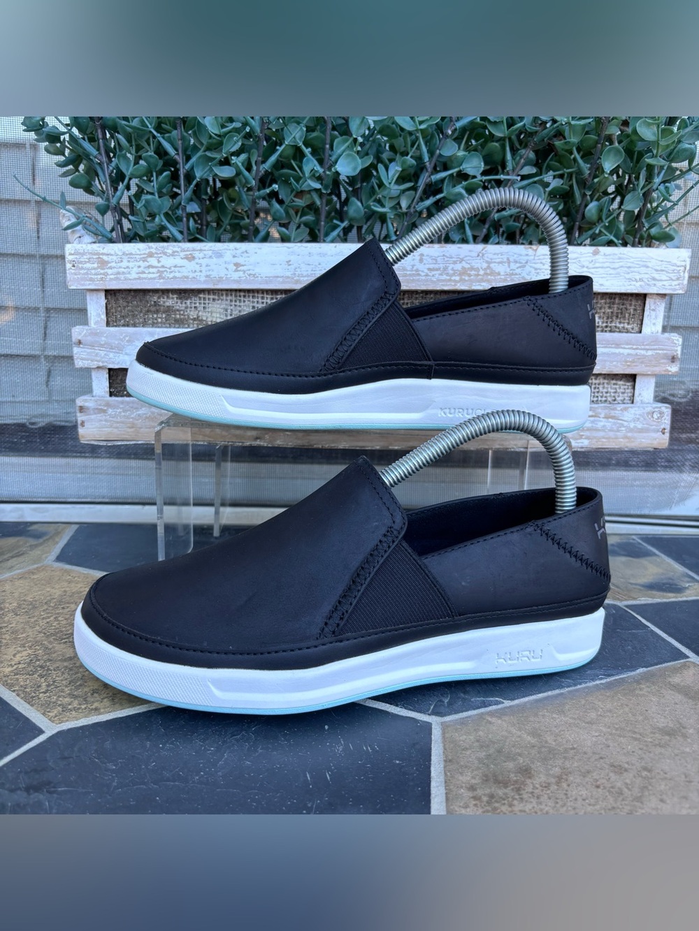 Kuru Roam Atla women's slip-on sneakers